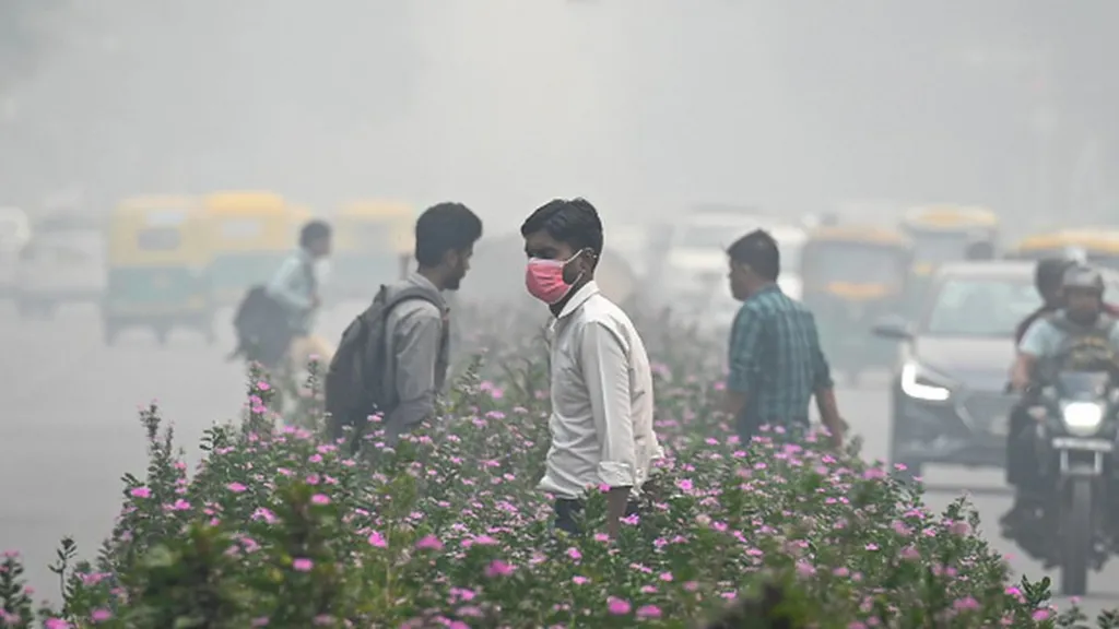 India’s Most Polluted Cities: AQI Spikes After Diwali, Gradual Improvement Observed pollution delhi