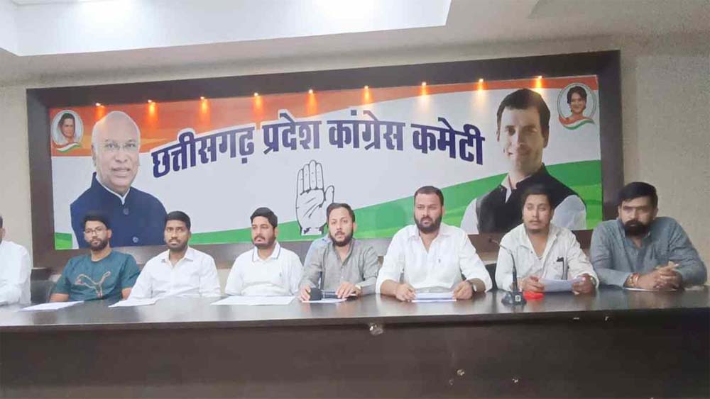 छात्रसंघ चुनाव को लेकर बढ़ा दबाव, NSUI ने आंदोलन और घेराव की दी चेतावनी