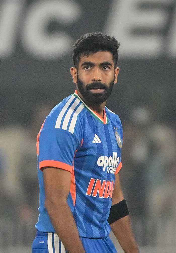 ICC Rankings में बड़ा उलटफेर: Jasprit Bumrah टॉप-5 में, पाकिस्तान और न्यूजीलैंड के खिलाड़ियों की चांदी