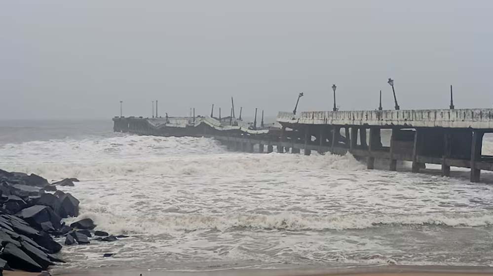बंगाल-सिक्किम में फटेंगे बादल, 80KM वेग से बारिश, UP-बिहार में अगले 72 घंटे भारी बारिश का खतरा