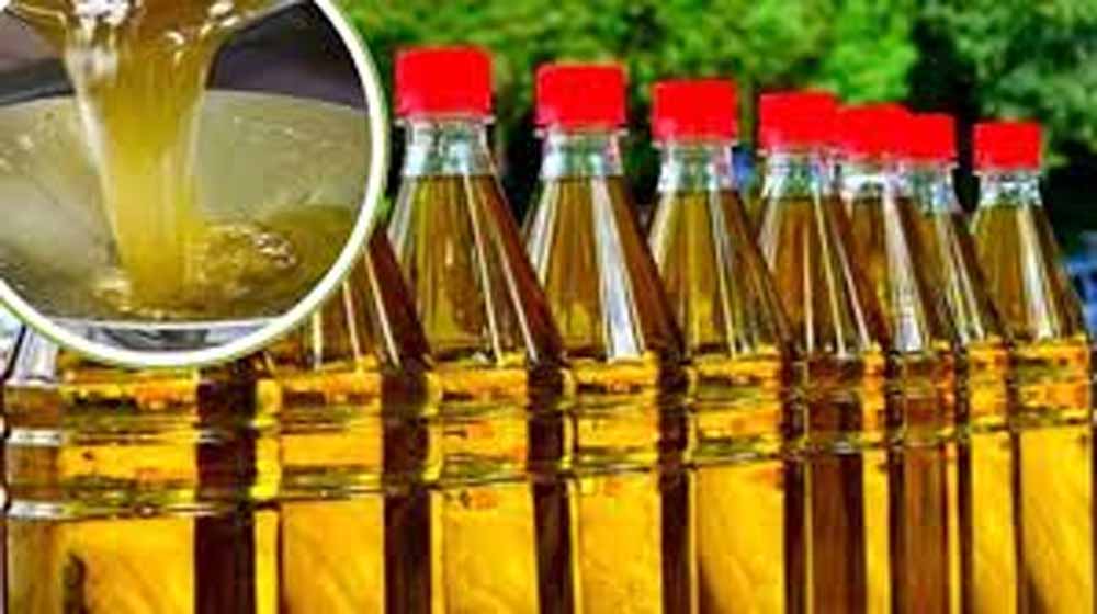 यूपी में मिलावट पर सख्ती, 14 कंपनियों के खाद्य तेलों पर लगा बैन