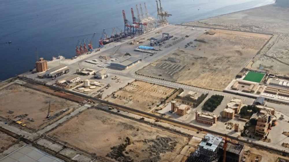 CPEC पर संकट के बादल: ग्वादर में काम बंद, चीन-पाक साझेदारी को बड़ा झटका