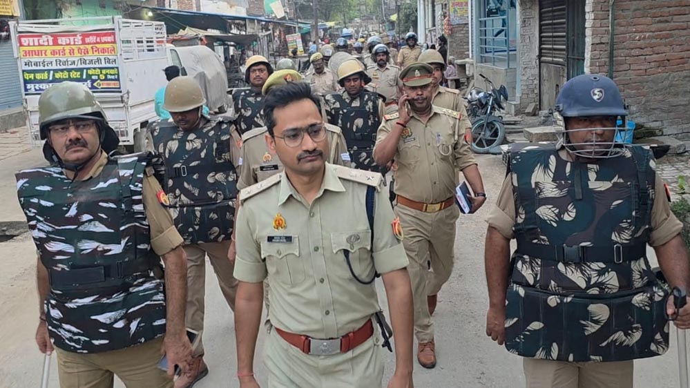 ना सड़क पर नमाज, ना खुले में कुर्बानी… यूपी में शांतिपूर्ण तरीके से संपन्न हुई बकरीद