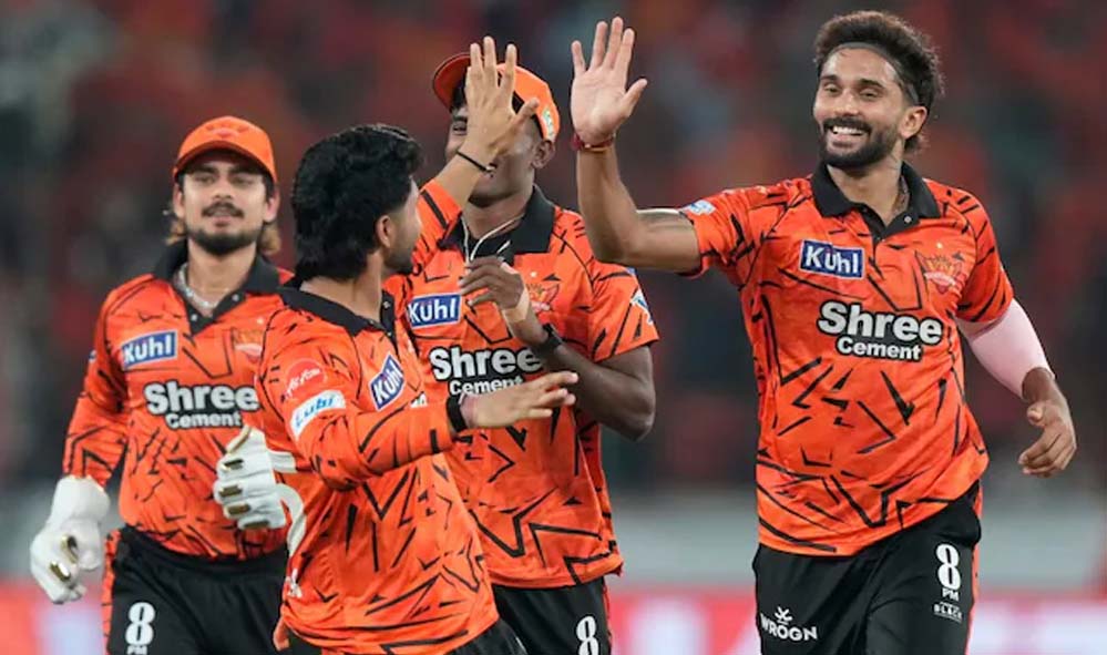पंजाब को हराकर टेबल टॉपर बनी हैदराबाद, कूपर का शतक बेअसर