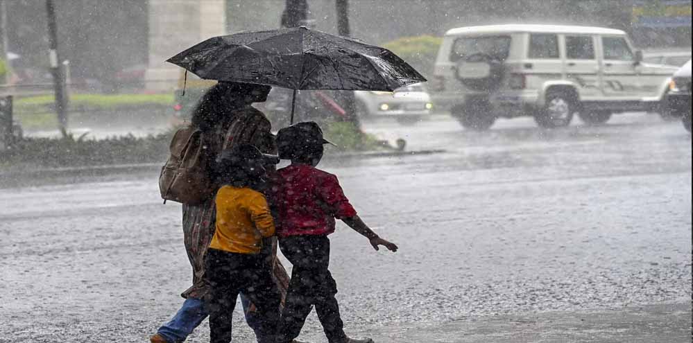 मई में बरसेंगे बादल, IMD का चेतावनी: हीटवेव से राहत की संभावना