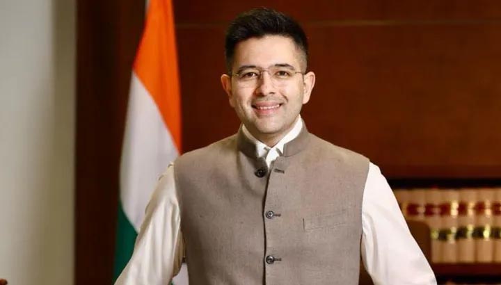 मोदी कैबिनेट में बदलाव के संकेत! राघव चड्ढा के शामिल होने की चर्चा, दो मंत्रियों की छुट्टी की अटकलें