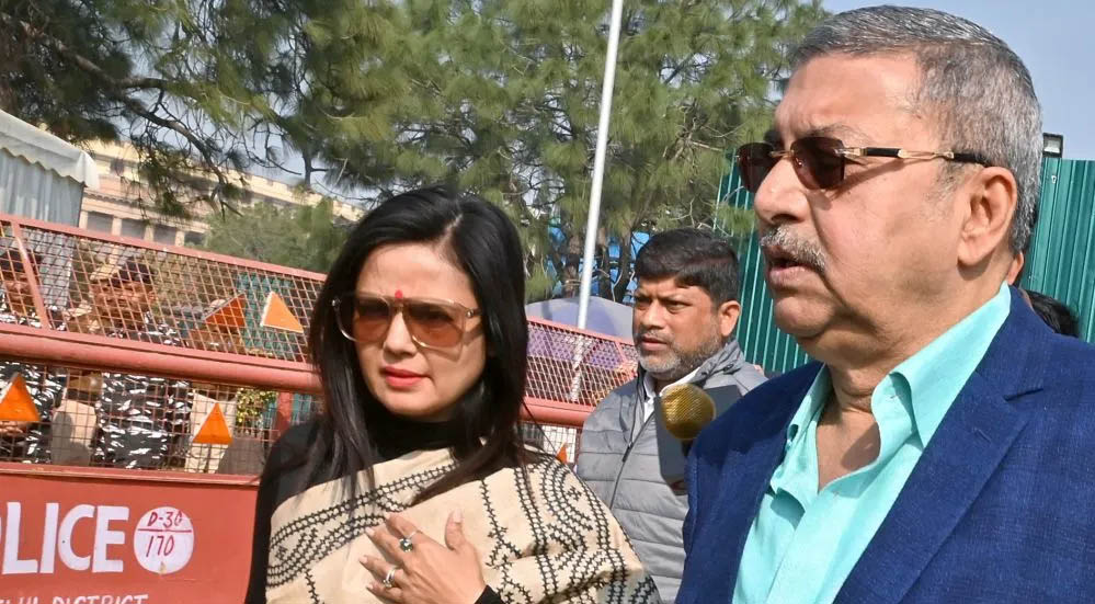 महुआ मोइत्रा ने याद किया शुभेंदु अधिकारी का साथ, क्या TMC में बढ़ने वाली है मुश्किल?