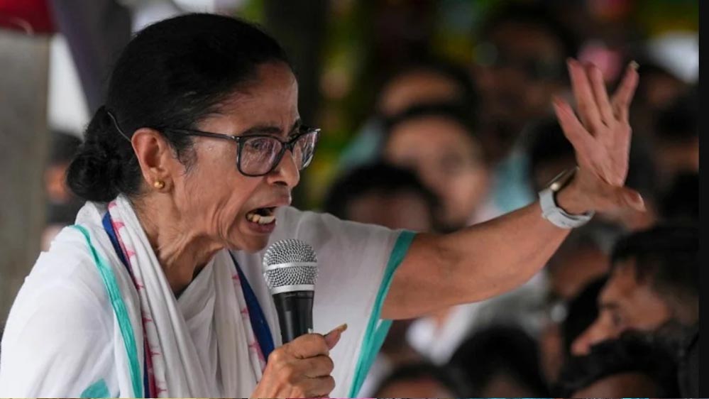 TMC में टूट के संकेत, 20 सांसदों ने खोला मोर्चा; शुभेंदु की मुलाकात और NDA कनेक्शन से बढ़ी सियासी हलचल