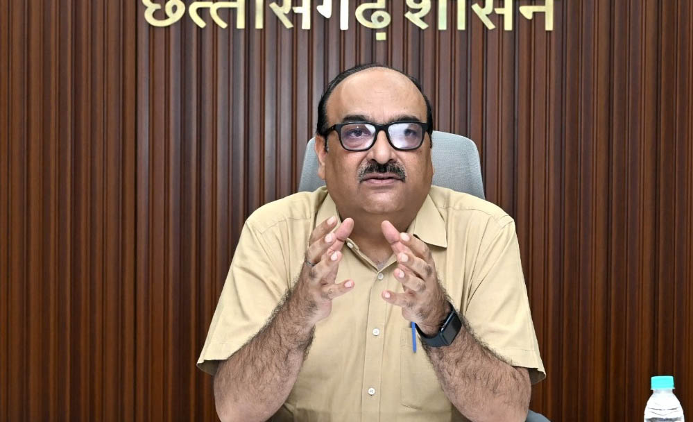 मुख्य सचिव ने सचिवों के साथ की हाई लेवल बैठक, महत्वपूर्ण योजनाओं के क्रियान्वयन का लिया जायजा