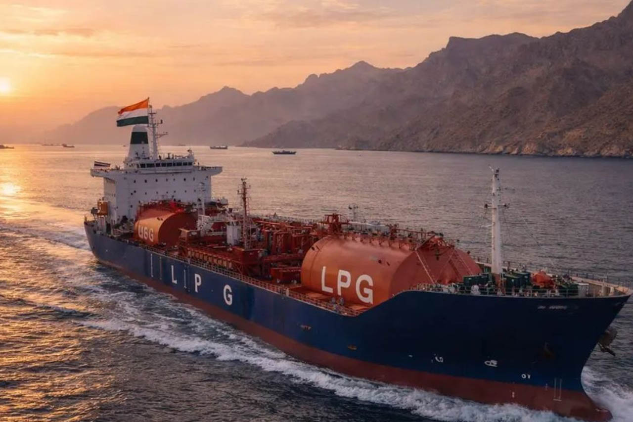 Hormuz Crisis: भारत की ऊर्जा सुरक्षा को मिली मजबूती, ओमान के सहारे बढ़ेगी तेल और LPG टैंकरों की आवाजाही
