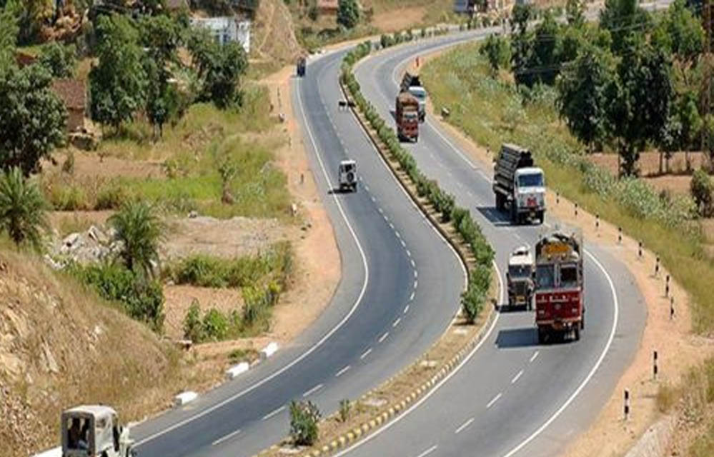 सुप्रीम कोर्ट के आदेश का असर, हाईवे के दोनों तरफ 40 मीटर में निर्माण और लैंड कन्वर्जन पर लगी रोक