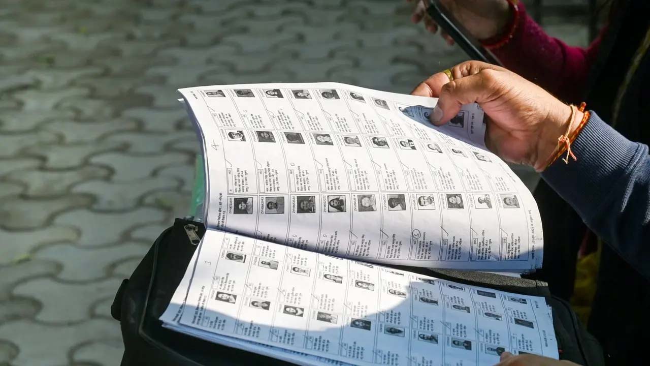 वोटर लिस्ट में गलती है तो करें सुधार, जानें फार्म-6, 7 और 8 का पूरा इस्तेमाल