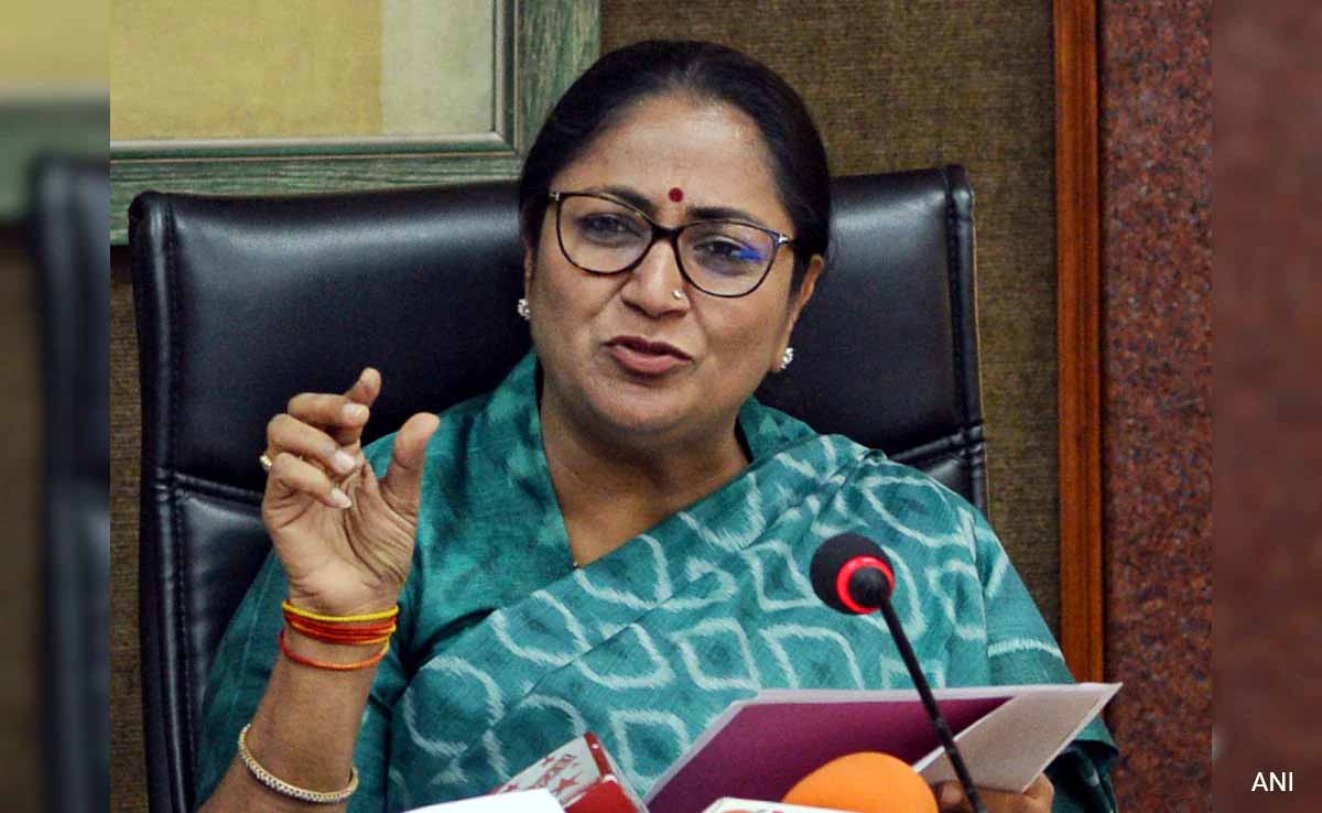 स्वाइन फ्लू को लेकर दिल्ली सरकार अलर्ट, अस्पतालों में अलग वार्ड और पर्याप्त बेड तैयार