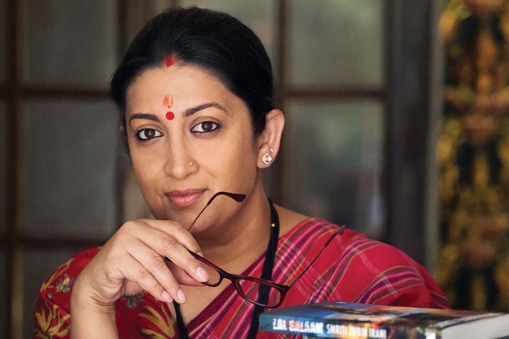 हरियाणा भाजपा में बड़ा संगठनात्मक बदलाव, स्मृति ईरानी को मिली प्रभारी की जिम्मेदारी