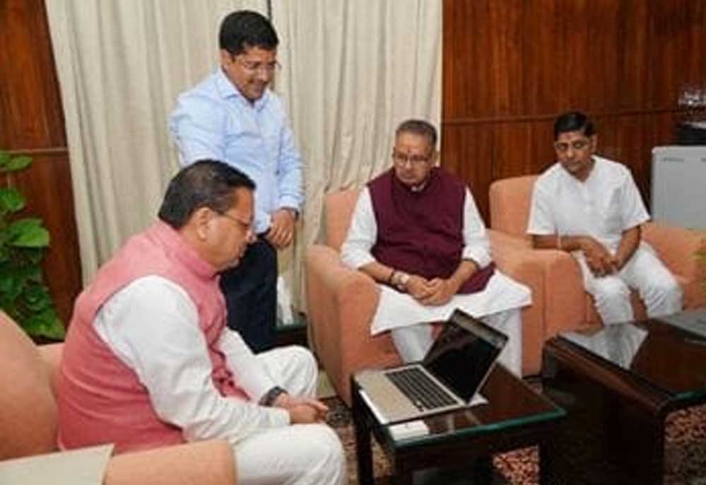 खेती से बाजार तक किसानों का डिजिटल साथी बनेगा ‘मनोरमा कृषि रक्षक’, एक ऐप में मिलेंगी कई सुविधाएं