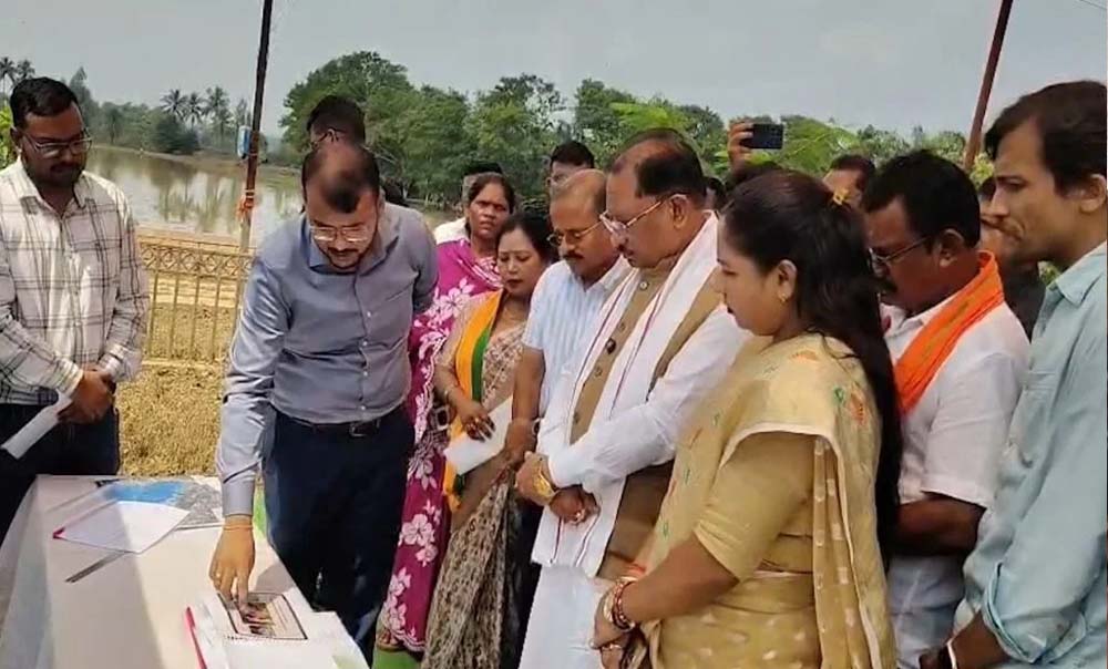 बाढ़ प्रभावित इलाकों में पहुंचे CM साय, राहत शिविरों का निरीक्षण कर ली जानकारी