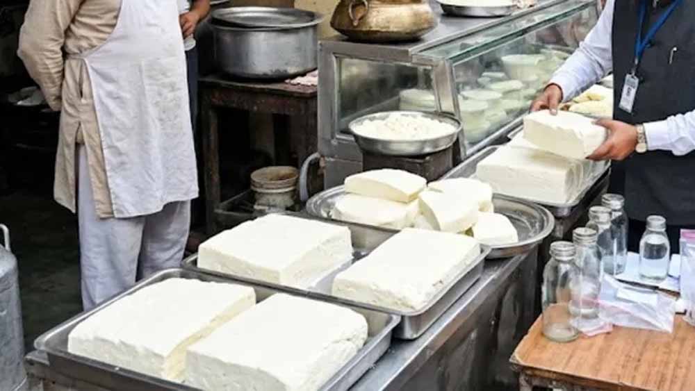 त्योहारों से पहले मिलावटखोरों पर कार्रवाई की चुनौती, भागलपुर में नए चालक की नियुक्ति का इंतजा