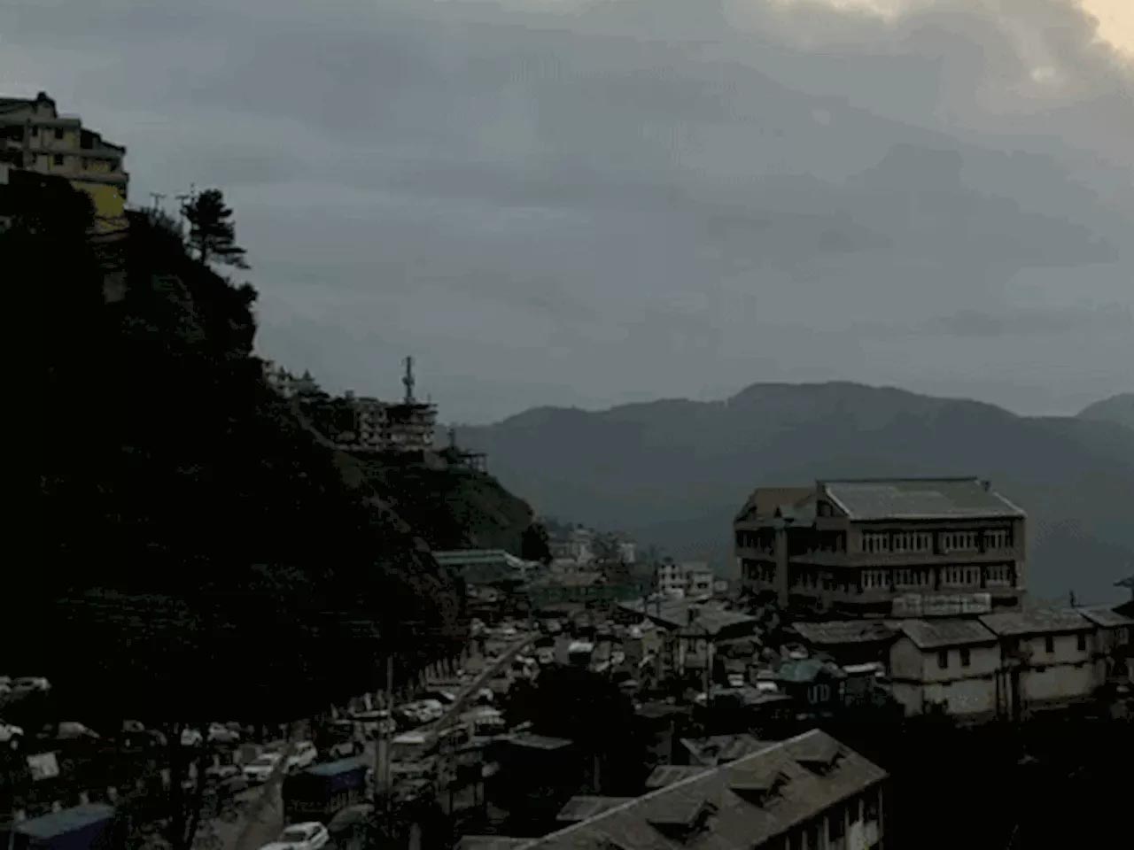 राजस्थान में बारिश से बढ़ी ठंड, करनपुर में 20 MM बरसात; नरमा की फसल को लेकर किसानों की चिंता बढ़ी