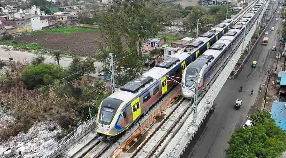 AI से स्मार्ट होगा दिल्ली का ट्रैफिक, 695 किमी मेट्रो और 383 किमी नमो भारत पर फोकस