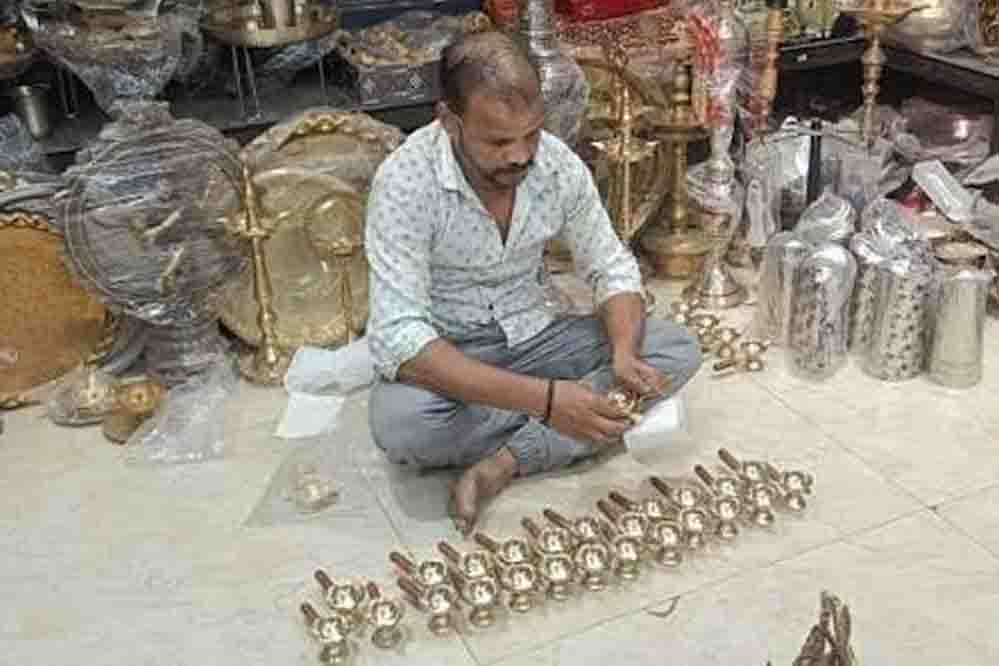 पीतल उद्योग को मिलेगी नई उड़ान! योगी सरकार के विजन से अंतरराष्ट्रीय पहचान बनाएगा मुरादाबाद