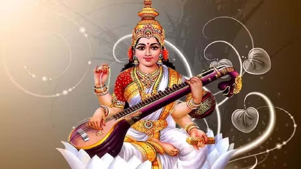 शारदीय नवरात्रि में सरस्वती पूजा कब होगी? जानें शुभ मुहूर्त और धार्मिक महत्व