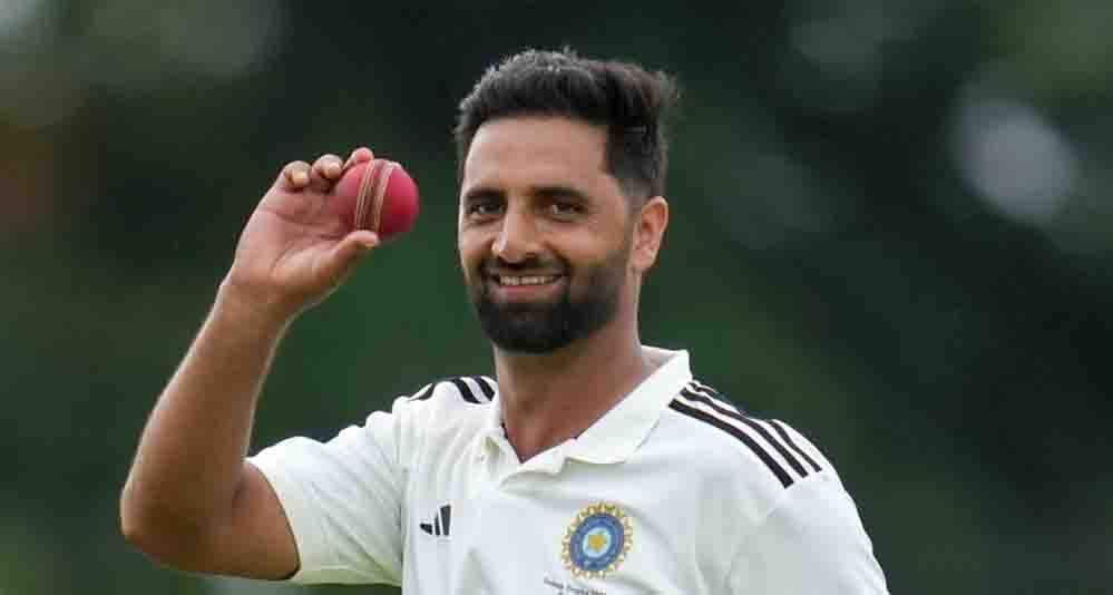 न्यूजीलैंड सीरीज से पहले BCCI का बड़ा फैसला, आकिब नबी अब शुरुआती 3 वनडे में भी खेलेंगे