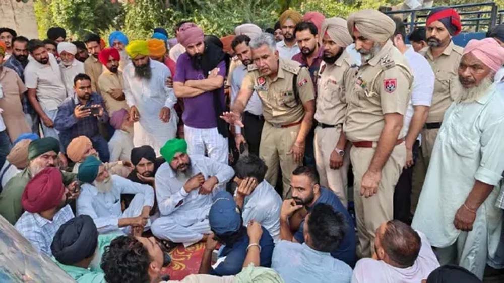 पिता ने बदला फैसला, दलजीत का होगा अंतिम संस्कार; बोले- मदद के नाम पर मिला धोखा
