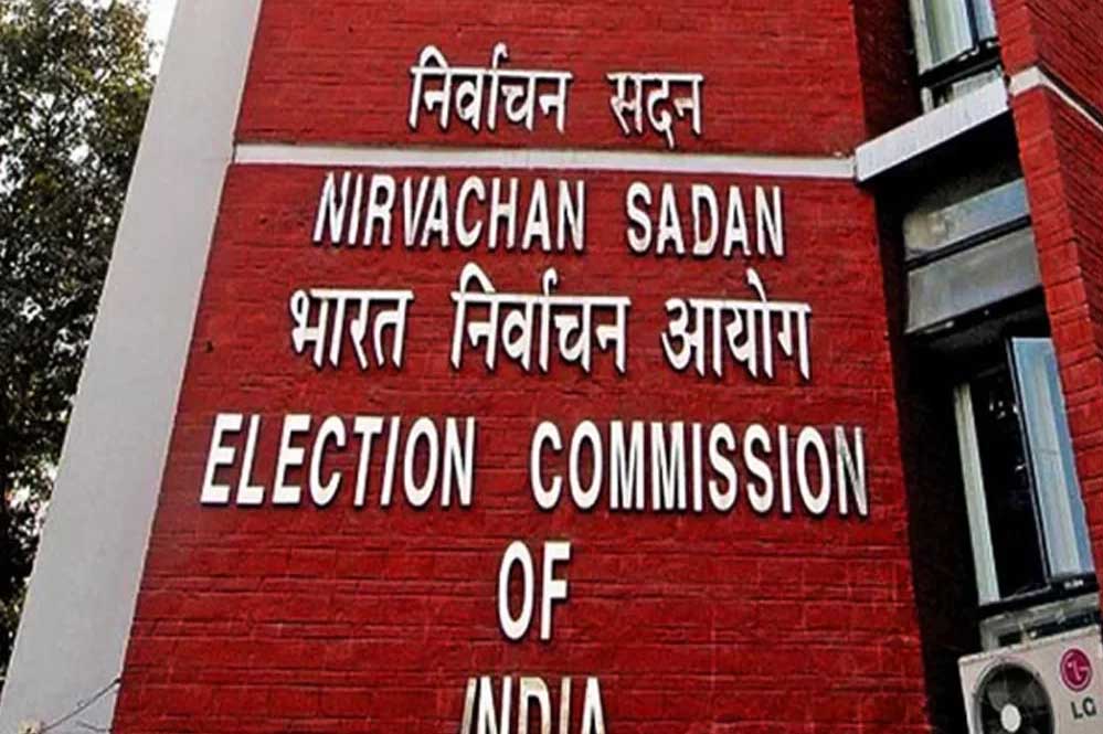 वोटर लिस्ट के SIR पर EC का बड़ा बयान, मृत-डुप्लीकेट नाम हटाने और पात्र मतदाताओं को बनाए रखने का दावा