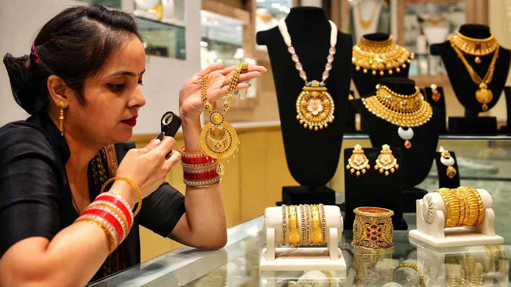 gold jewellery 82 4.jpg