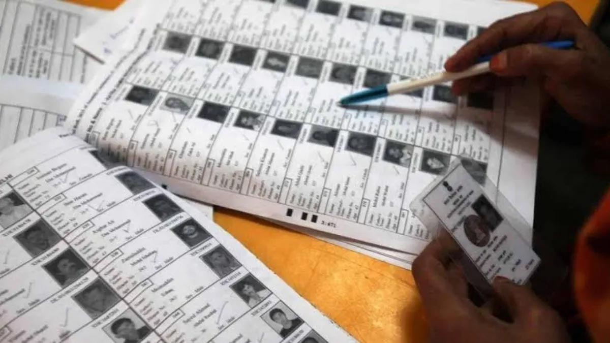SIR पर तेज हुई कार्रवाई, दिल्ली में नोटिस पाने वाले 33 लाख में 13.62 लाख वोटर्स का वेरिफिकेशन पूरा